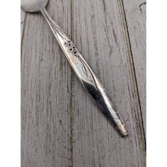 Oneida Community Silverplate Enchandment Gentle Rose Flatware Cold Meat Fork - Picture 2 of 7